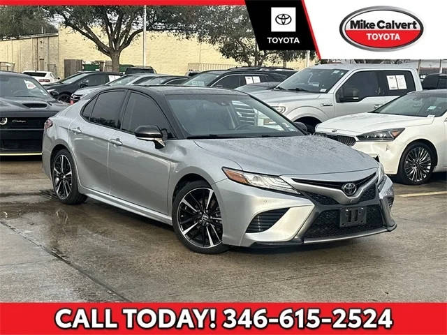 2018 Toyota Camry XSE V6 FWD photo