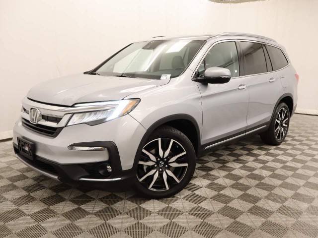 2019 Honda Pilot Touring 7-Passenger FWD photo