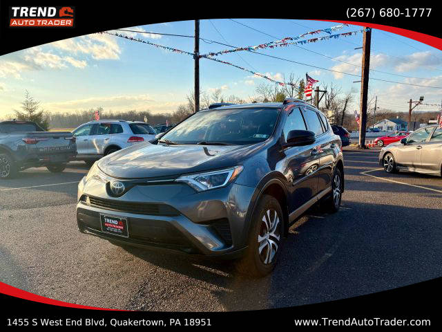 2018 Toyota RAV4 LE AWD photo