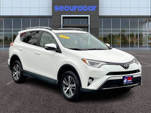 2018 Toyota RAV4 XLE AWD photo