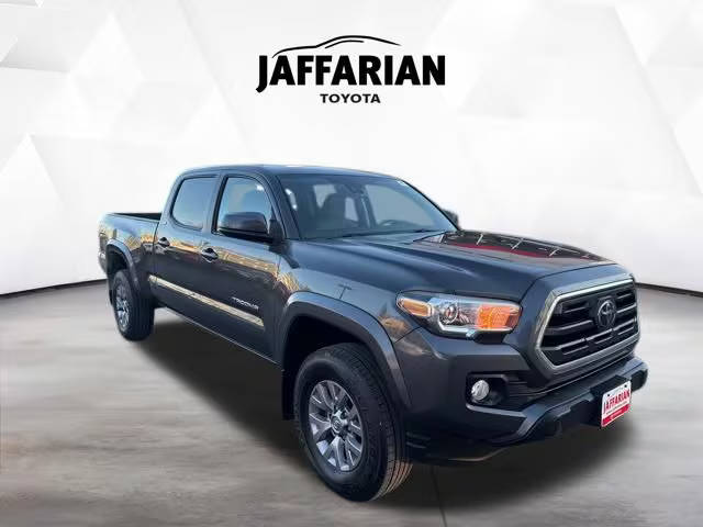 2018 Toyota Tacoma SR5 4WD photo