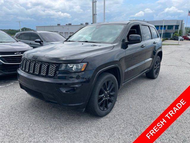 2018 Jeep Grand Cherokee Altitude 4WD photo
