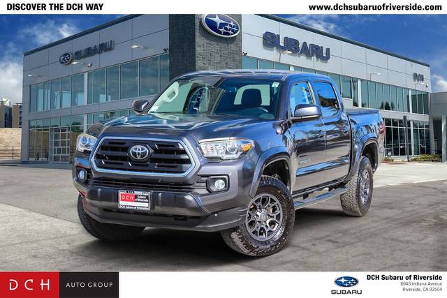 2018 Toyota Tacoma SR5 4WD photo