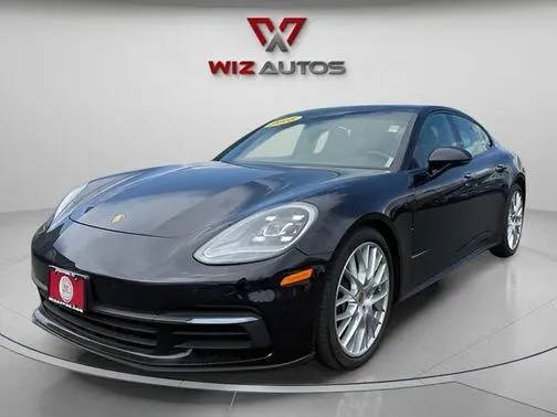 2018 Porsche Panamera 4 AWD photo