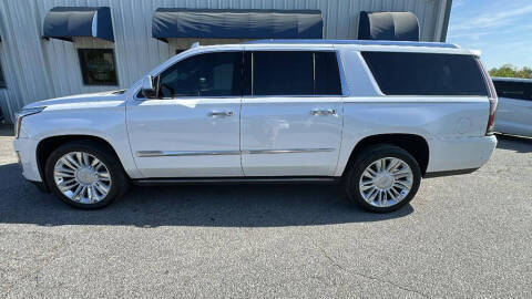 2019 Cadillac Escalade ESV Platinum 4WD photo
