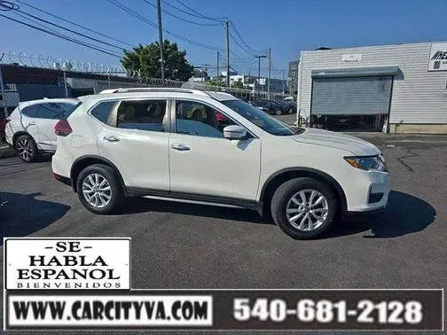 2018 Nissan Rogue SV AWD photo