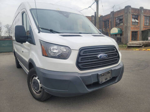 2018 Ford Transit Van  RWD photo