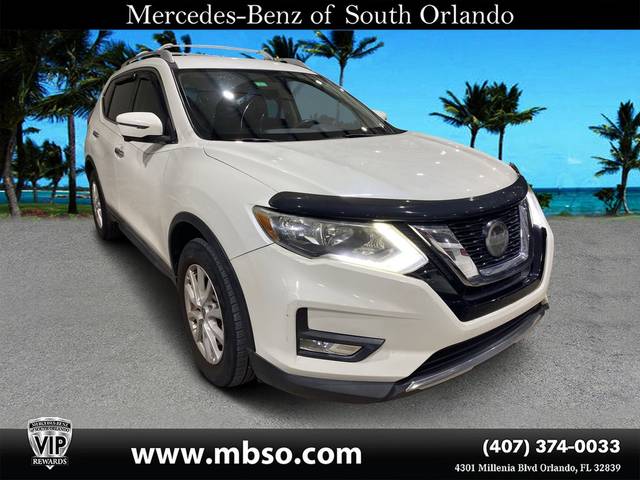2018 Nissan Rogue SV FWD photo