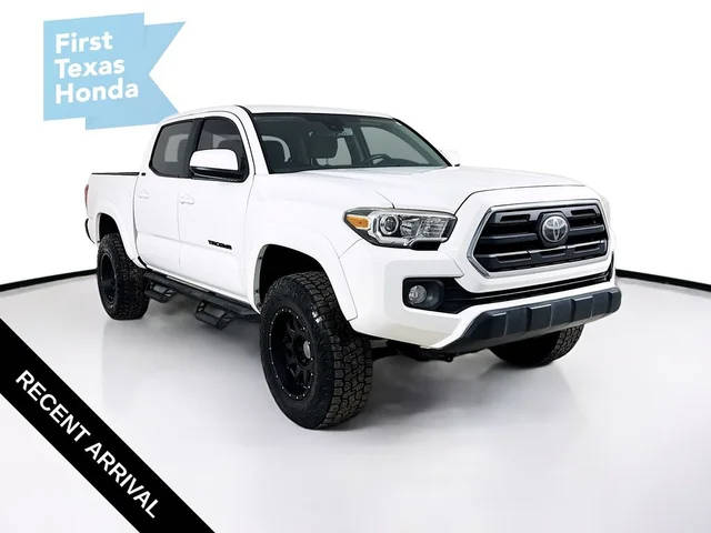 2018 Toyota Tacoma SR5 4WD photo