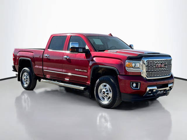 2019 GMC Sierra 2500HD Denali 4WD photo