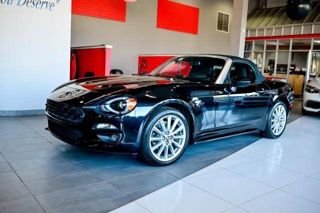 2019 FIAT 124 Spider Lusso RWD photo