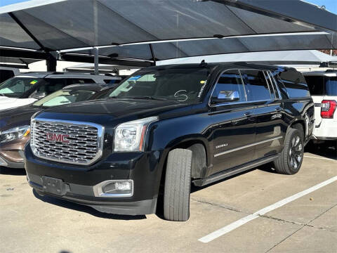 2019 GMC Yukon XL Denali 4WD photo