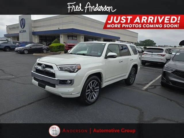 2018 Toyota 4Runner Limited 4WD photo