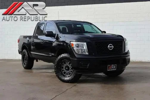 2018 Nissan Titan S RWD photo