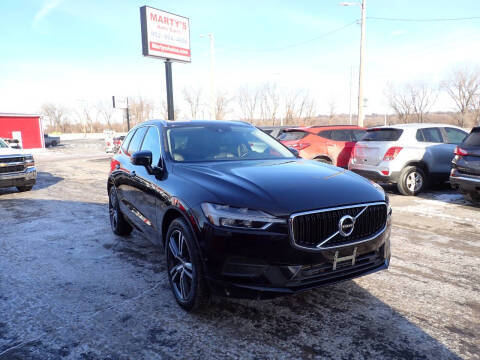 2019 Volvo XC60 Momentum AWD photo