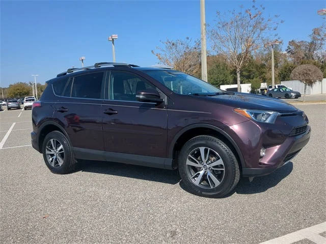 2018 Toyota RAV4 XLE FWD photo
