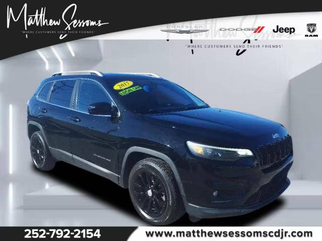 2019 Jeep Cherokee Latitude FWD photo