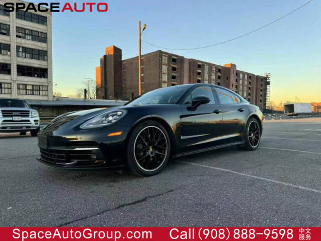 2018 Porsche Panamera 4S AWD photo