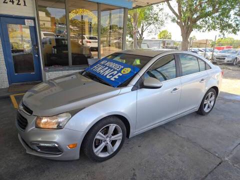 2015 Chevrolet Cruze LT FWD photo