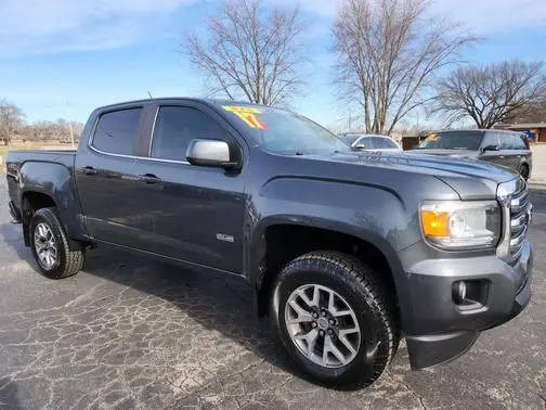 2017 GMC Canyon 4WD SLE 4WD photo