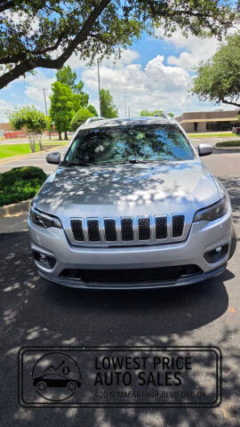 2019 Jeep Cherokee Latitude FWD photo