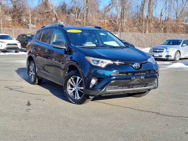 2018 Toyota RAV4 XLE AWD photo