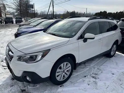 2019 Subaru Outback Premium AWD photo