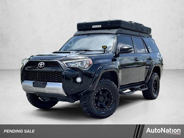 2018 Toyota 4Runner TRD Off Road Premium 4WD photo