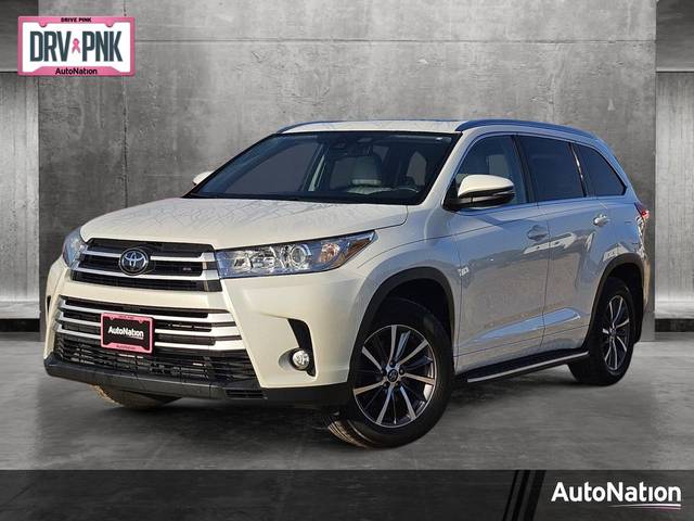 2018 Toyota Highlander XLE FWD photo