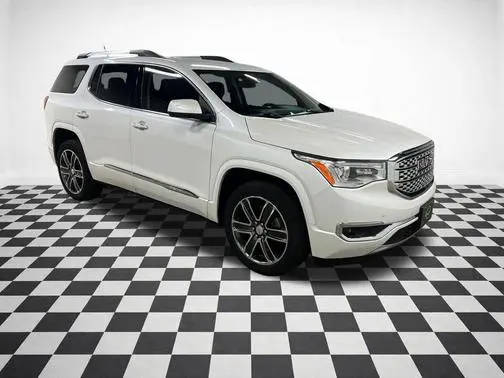 2019 GMC Acadia Denali AWD photo
