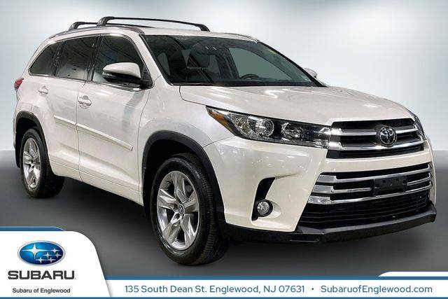 2018 Toyota Highlander Limited AWD photo