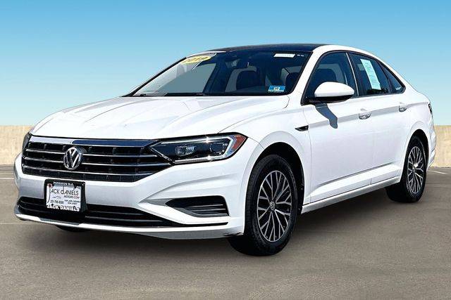 2019 Volkswagen Jetta SEL FWD photo