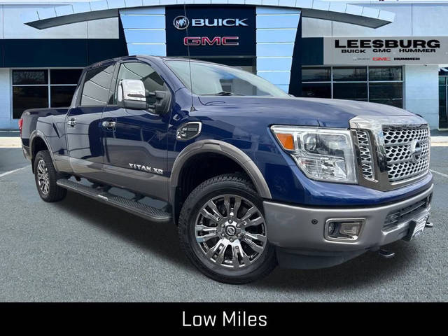 2018 Nissan Titan XD Platinum Reserve 4WD photo