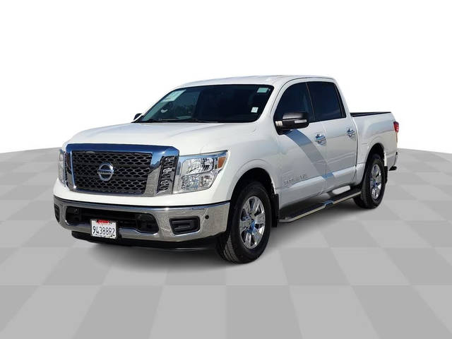 2018 Nissan Titan SV RWD photo