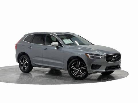 2018 Volvo XC60 R-Design AWD photo