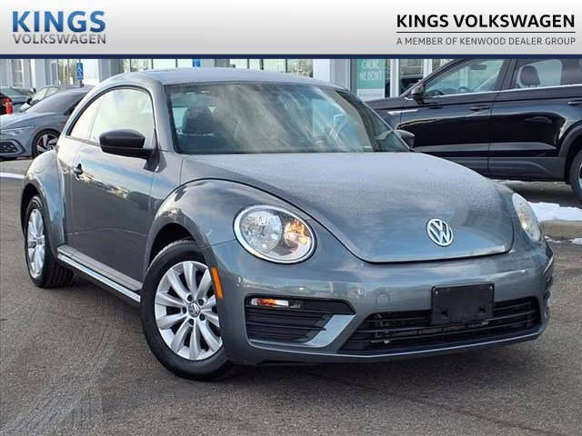 2017 Volkswagen Beetle 1.8T Fleet FWD photo