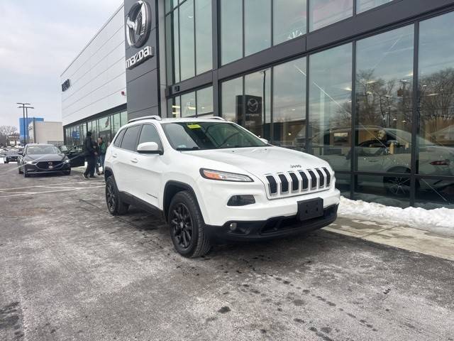 2016 Jeep Cherokee Latitude 4WD photo