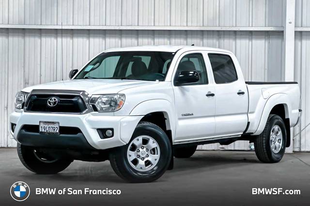 2015 Toyota Tacoma 4WD photo