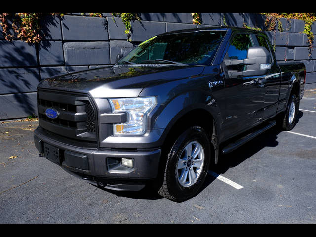 2015 Ford F-150 XL 4WD photo