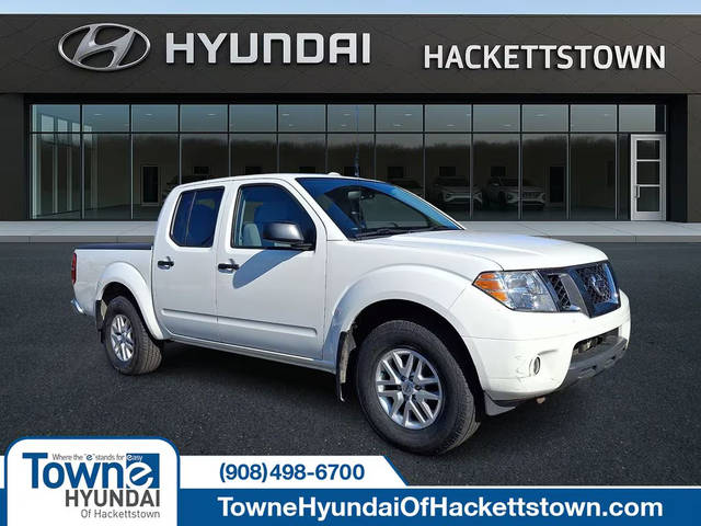 2018 Nissan Frontier SV V6 4WD photo