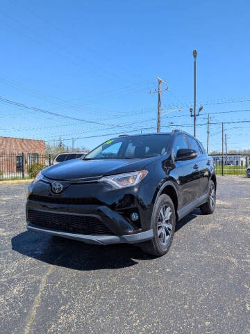 2018 Toyota RAV4 XLE AWD photo