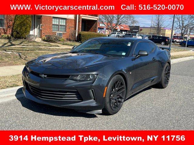 2018 Chevrolet Camaro 1LT RWD photo