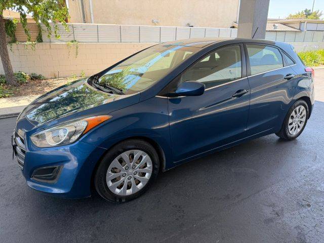 2016 Hyundai Elantra GT FWD photo