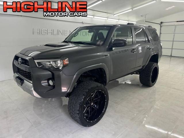 2018 Toyota 4Runner TRD Off Road 4WD photo