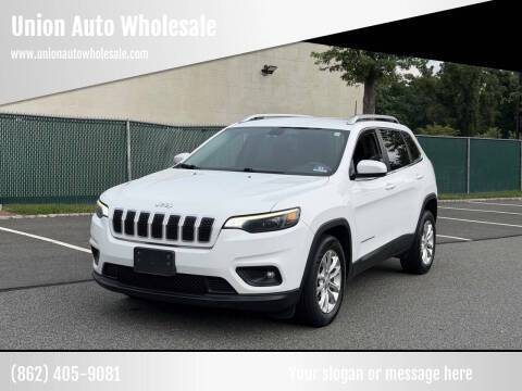 2019 Jeep Cherokee Latitude FWD photo