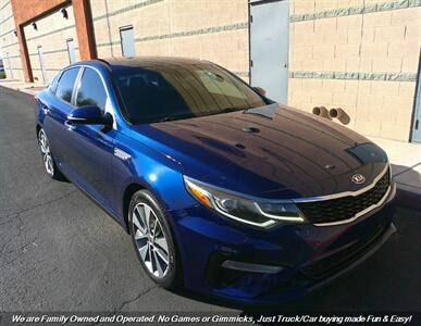 2019 Kia Optima S FWD photo