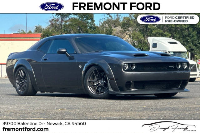 2018 Dodge Challenger SRT Hellcat Widebody RWD photo