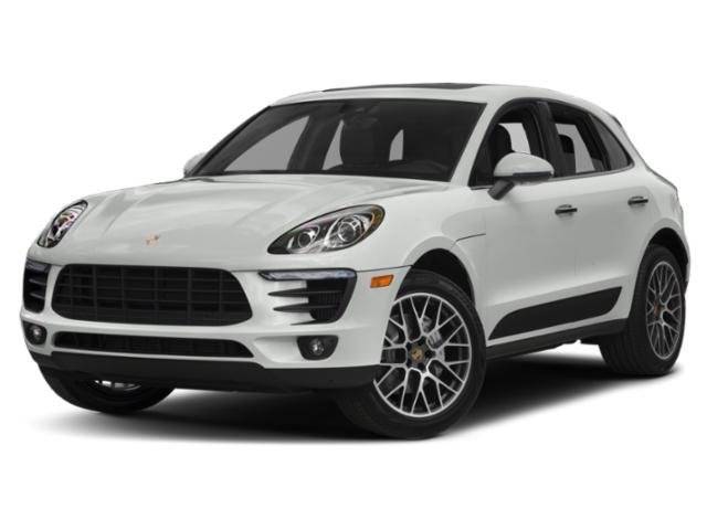 2018 Porsche Macan  AWD photo