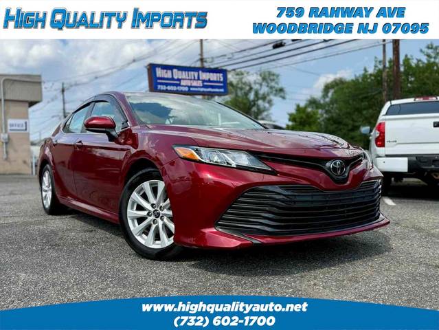 2018 Toyota Camry LE FWD photo