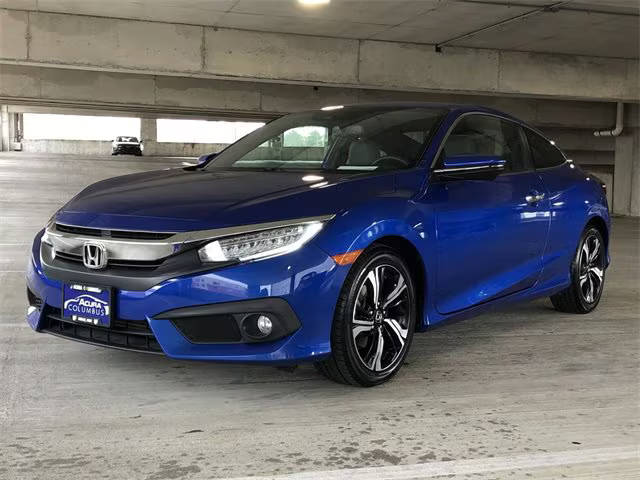 2018 Honda Civic Touring FWD photo